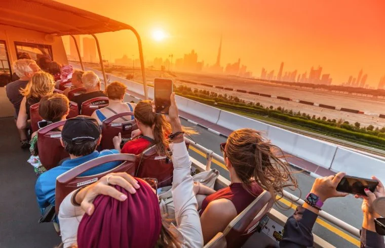 Traveltouriz offers you to have adventure with Friends 