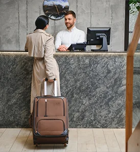 Navigating Middle East Visa Applications with Traveltouriz